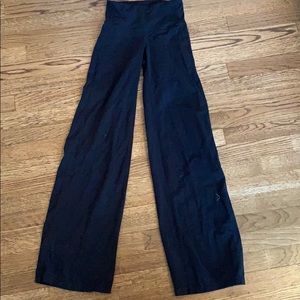 Athleta flare leggings